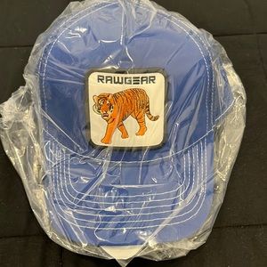 Snapback Trucker Tiger Hat — Blue